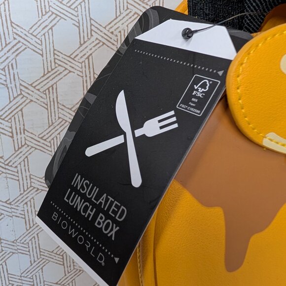 NWT Bioworld Disney Winnie The Pooh Hunny Pot Lunch Bag - Picture 2 of 9